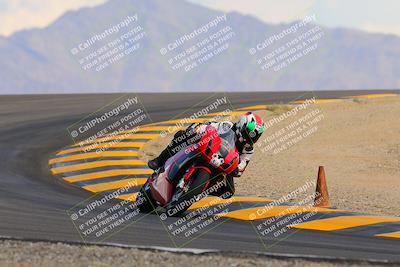 media/Oct-03-2022-Moto Forza (Mon) [[5f077a3730]]/Intermediate Group/Session 5 (Turn 12)/